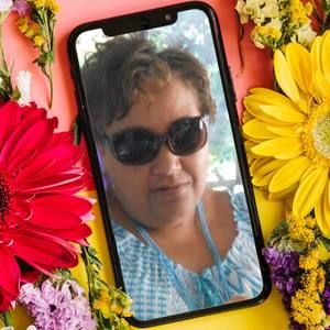 Meet your Posher, Debbie